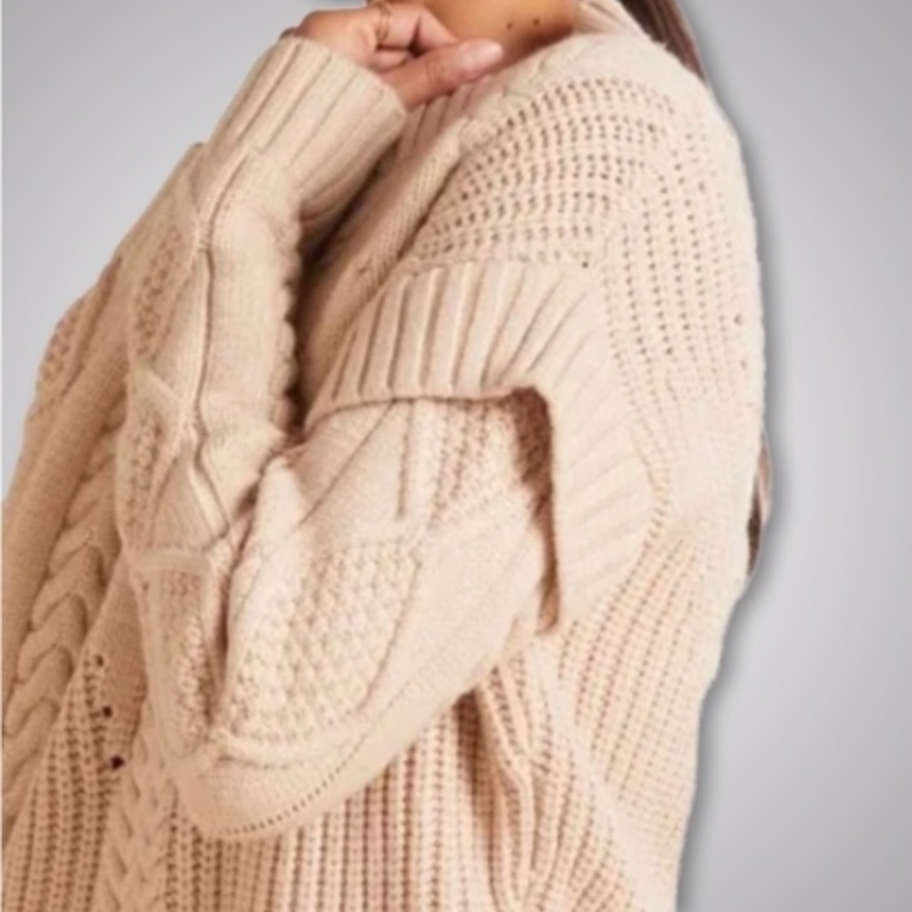 Women's Cable Knit Sweater - Cream - Picture 3 of 7
